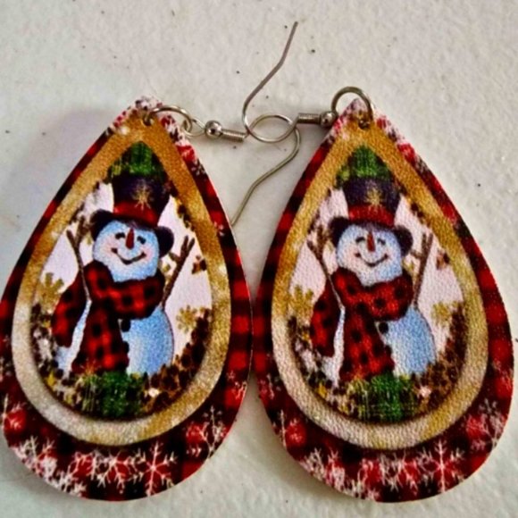 Fashion Jewelry Jewelry - NWT Snowman Water Drop Dangling Earrings Plaid Red Black